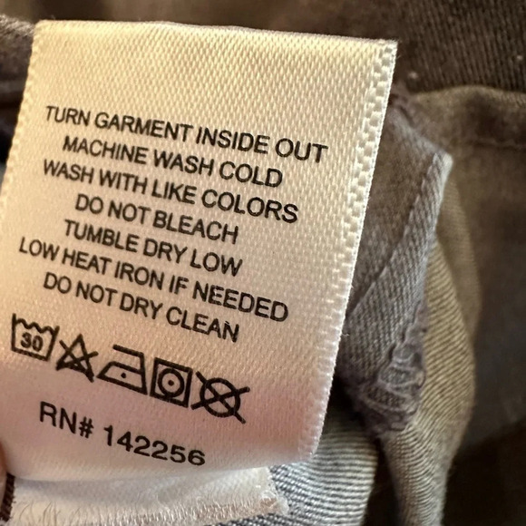 FIGS XS 5 Pocket Gray Scrub Top Professional Nursing Uniform Separates - Picture 4 of 5